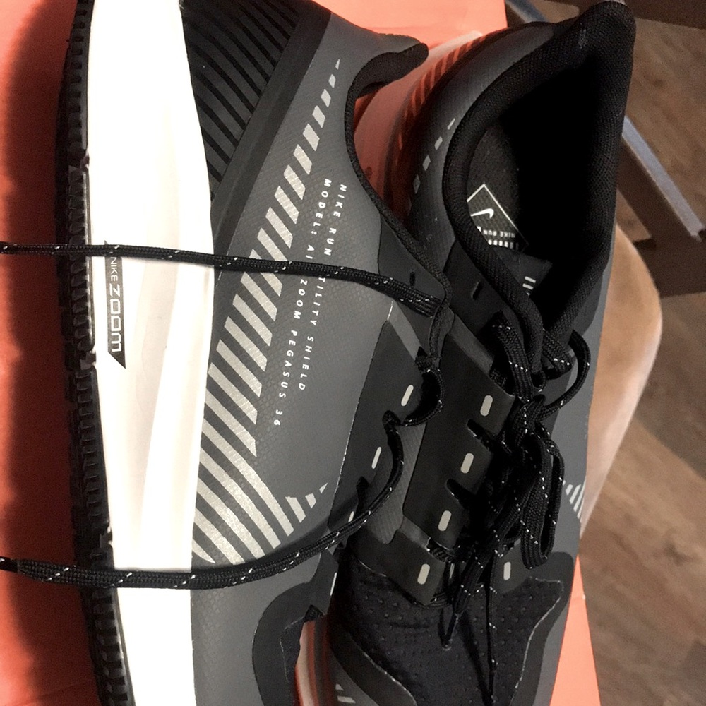 Nike Air Zoom Pegasus 36 Women’s Size 10 Black/Grey